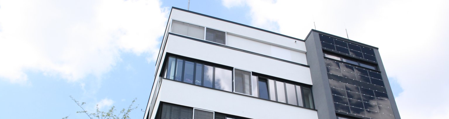 Buerokomplex-Waldeckerstrasse.JPG