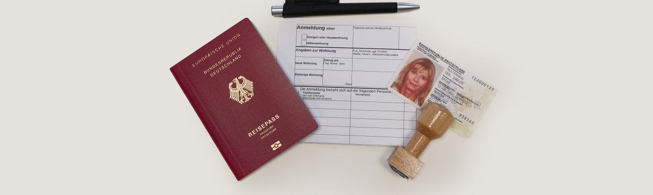 Dienstleistungen des Stadtbüros mit Reisepass und Personalausweis 