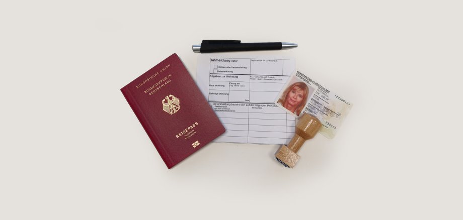Dienstleistungen des Stadtbüros mit Reisepass und Personalausweis 