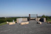Oberwaldberg_Aussichtsplattform_Stadt_2.JPG
