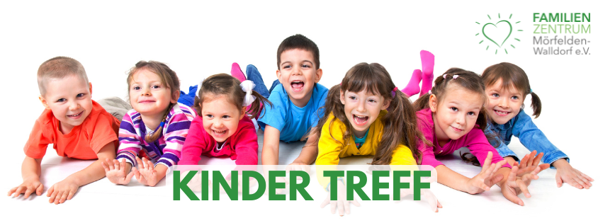 Kinder Treff Oster Special - 1 7 Kinder liegen mit bunten Klamotten vor weißem Hintergrund. Sie lachen vergnügt in die Kamera. Unter den Kindern steht der Schriftzug "KINDER TREFF" in grün.