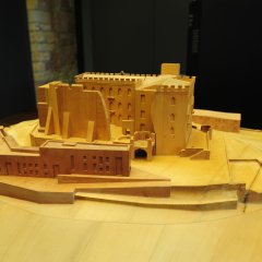 Holzmodell des Hambacher Schlosses